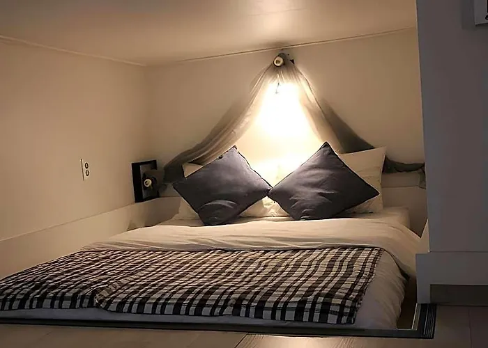 Hotel Mono House Hongdae 2 2*