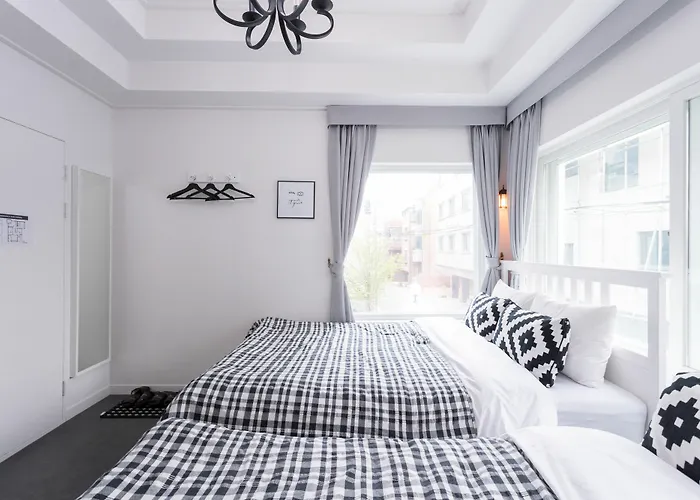 Hotel Mono House Hongdae 2 2*